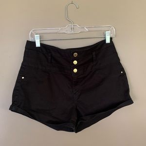 Refuge multi-button black high rise shorts size 10